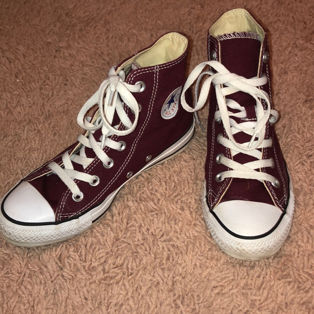 BURGANDY ALL STAR HIGH TOP CONVERSE
